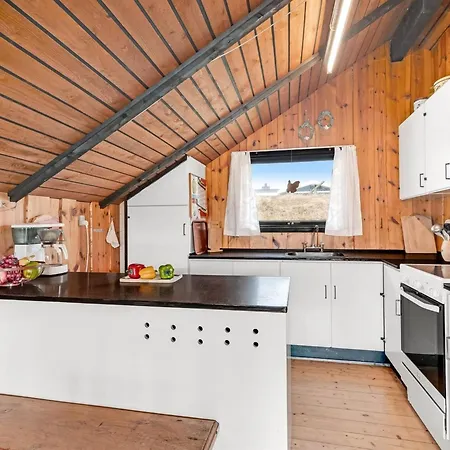 Ferienhaus Delia - 300m From The Sea By Interhome *